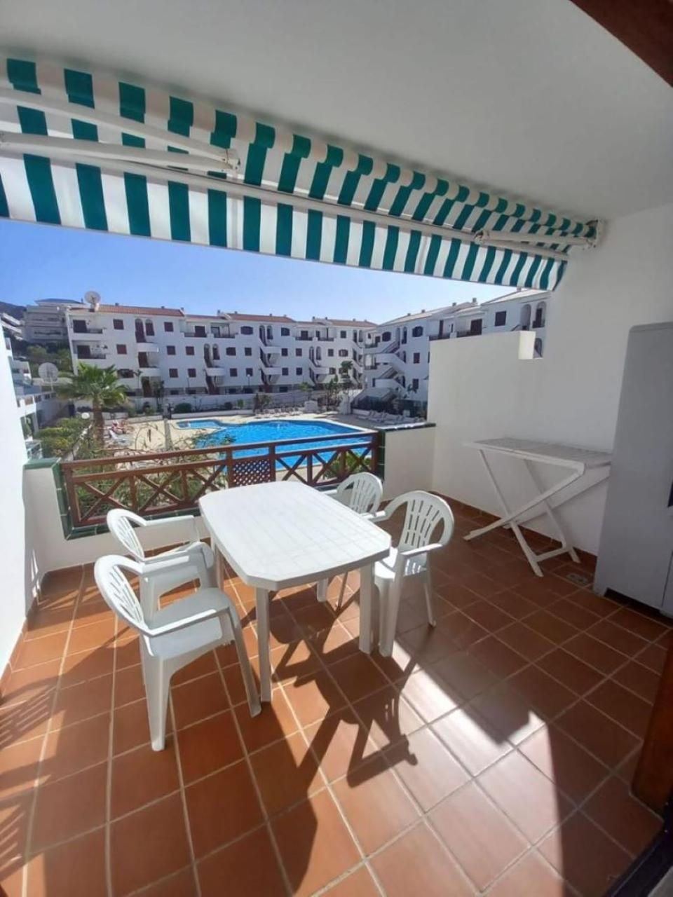 Victoria Court 2 - Lovely Apartment 65 Los Cristianos  Exterior photo